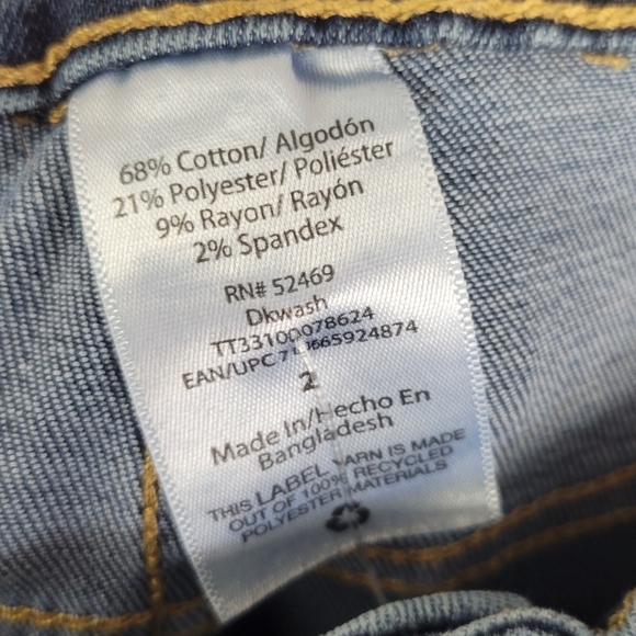 Time and Tru Womens High Rise Flare Jeans Size 2 Blue Med Wash Denim with Slits - Picture 8 of 9